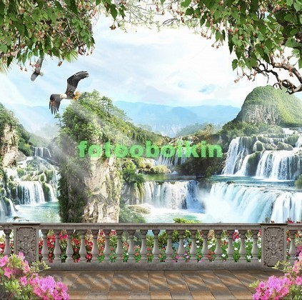 Терраса с видом на водопад