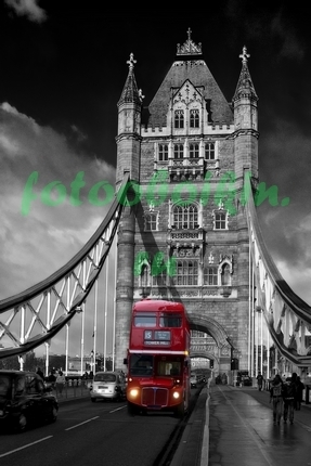 Фотоштора Лондонский автобус на Тауэрском мосте