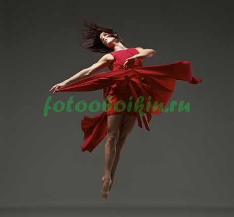 Фотообои Женщина в красном платье