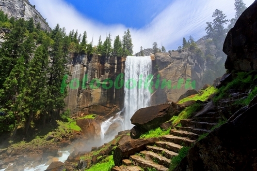 Фотообои Водопад в горах