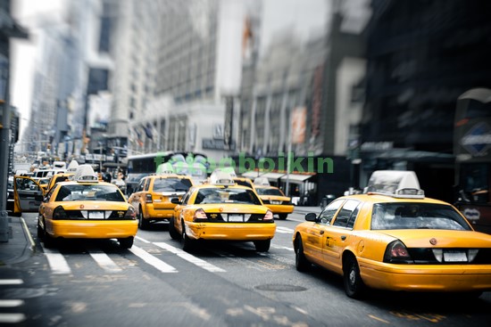 Модульная картина Такси в час пик